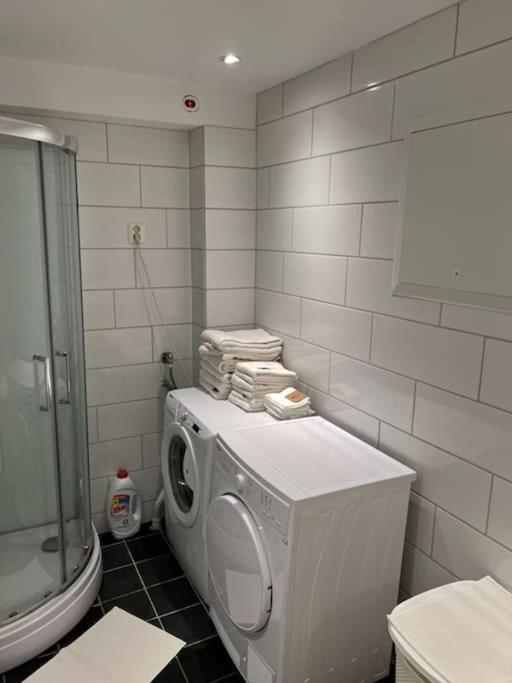 Sentral 4-Roms Leilighet I Trollbakken Tromsø Exteriör bild