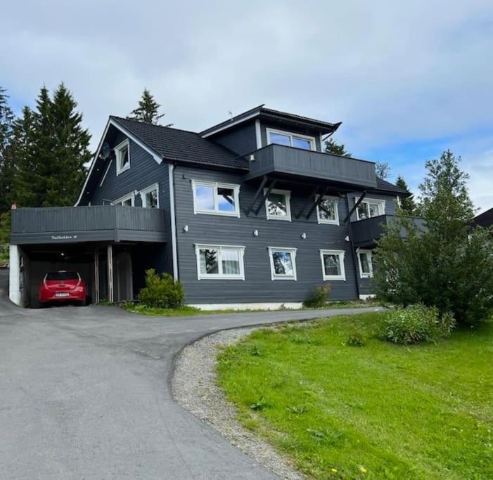 Sentral 4-Roms Leilighet I Trollbakken Tromsø Exteriör bild